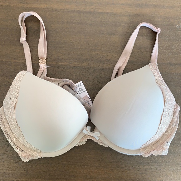 VICTORIAS SECRET PUSH-UP BRA - 34C - Picture 1 of 3